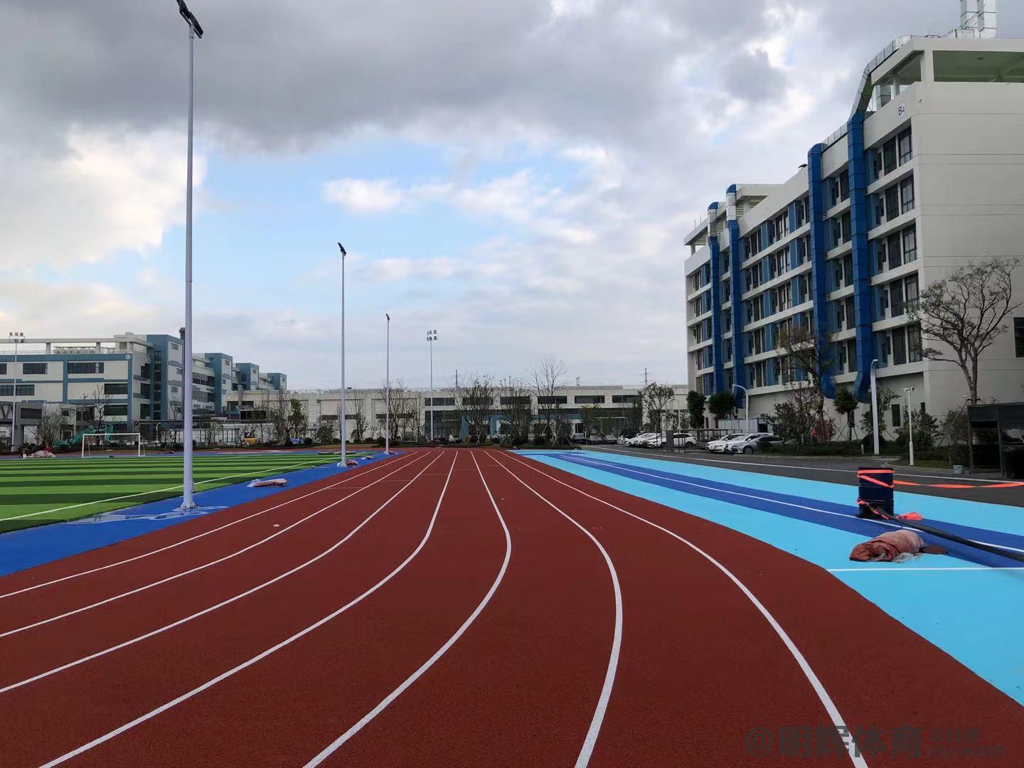 湖南透气型塑胶跑道的价格是多少